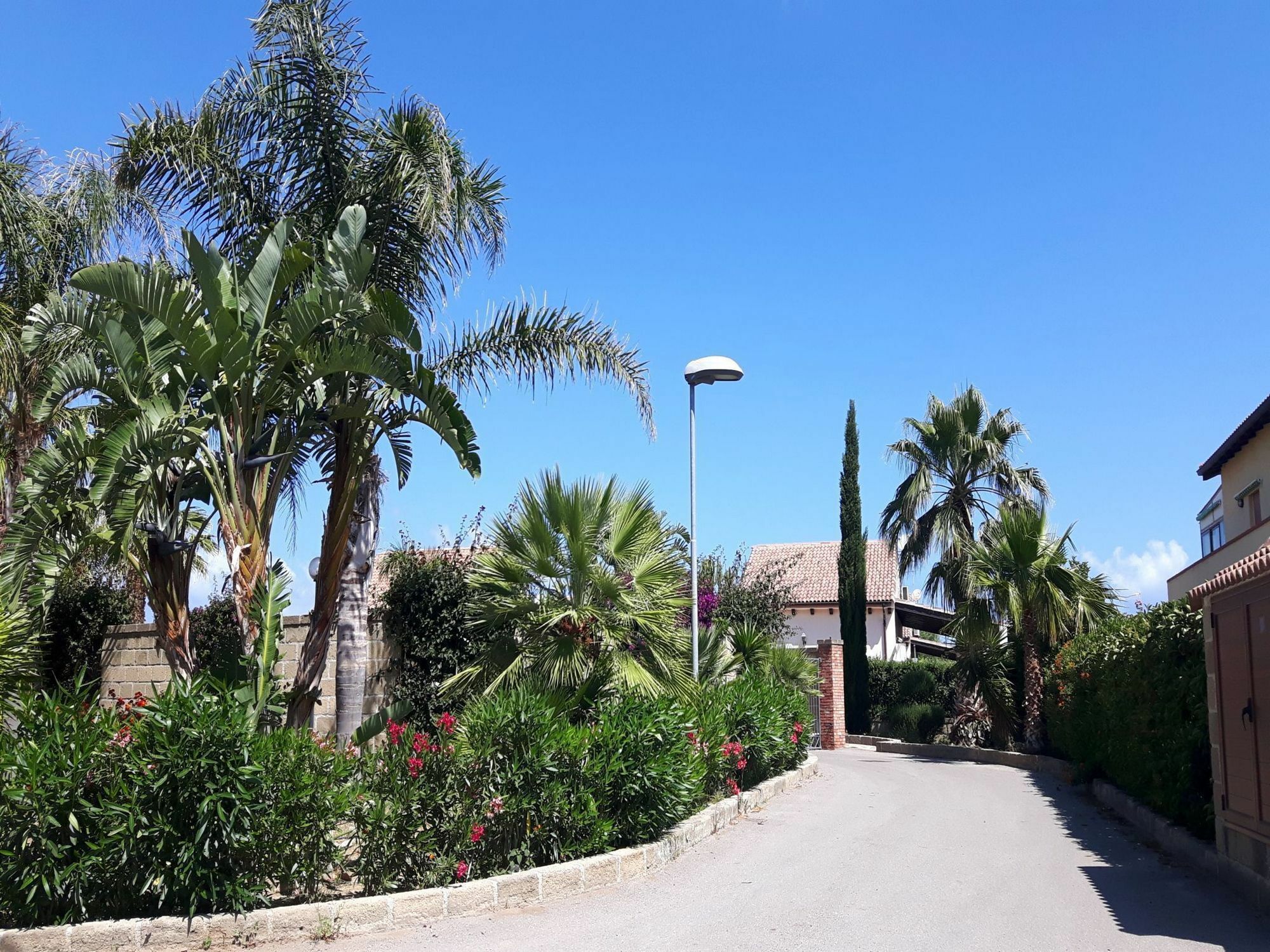 Villa Amare Campofelice Di Roccella Dış mekan fotoğraf