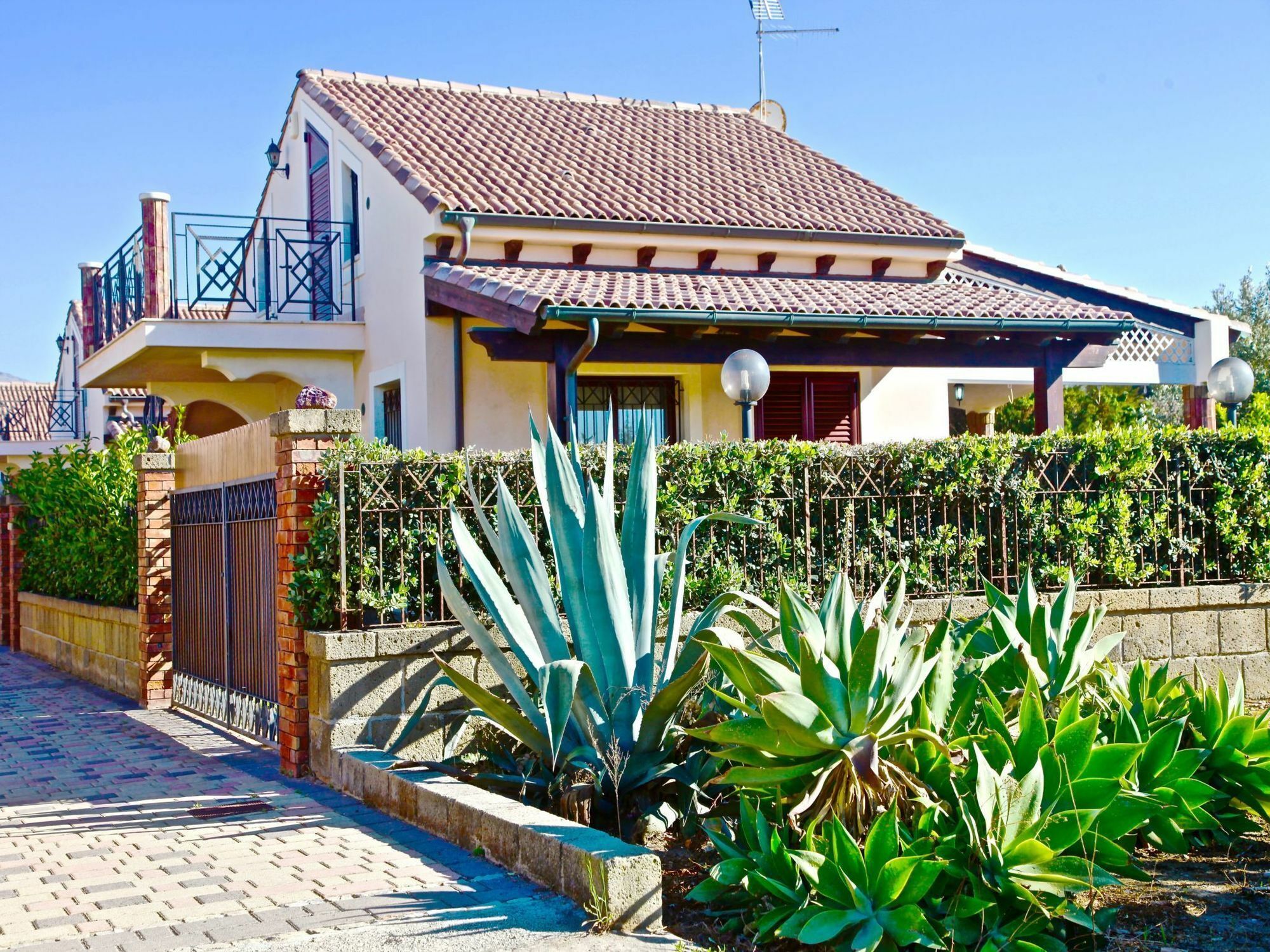 Villa Amare Campofelice Di Roccella Dış mekan fotoğraf
